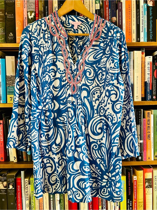 Lilly Pulitzer Tops - Lily Pulitzer Sarasota Blue White Embellished Coral Beaded Tunic Top, size L